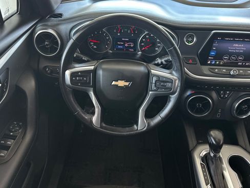 Used 2019 Chevrolet Blazer LT FWD image 17