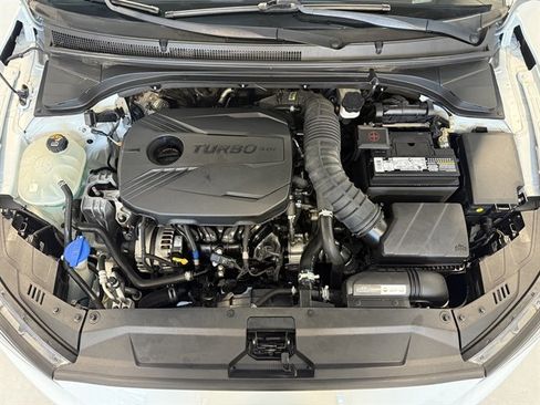 Used 2021 Hyundai Veloster Turbo image 43