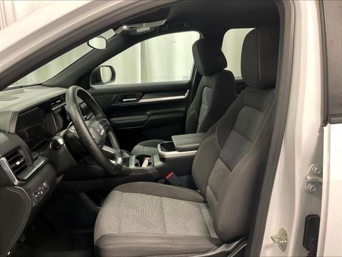 Used 2025 GMC Terrain Elevation image 10