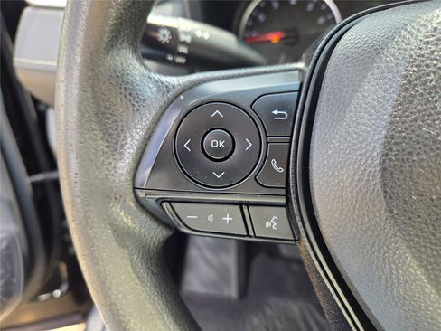 Used 2019 Toyota RAV4 LE image 21