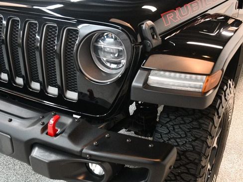 Used 2018 Jeep Wrangler Unlimited Rubicon AWD/4WD image 12