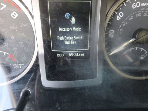 Used 2022 Toyota Tacoma TRD Off-Road w/ TRD Premium Off Road Package image 14