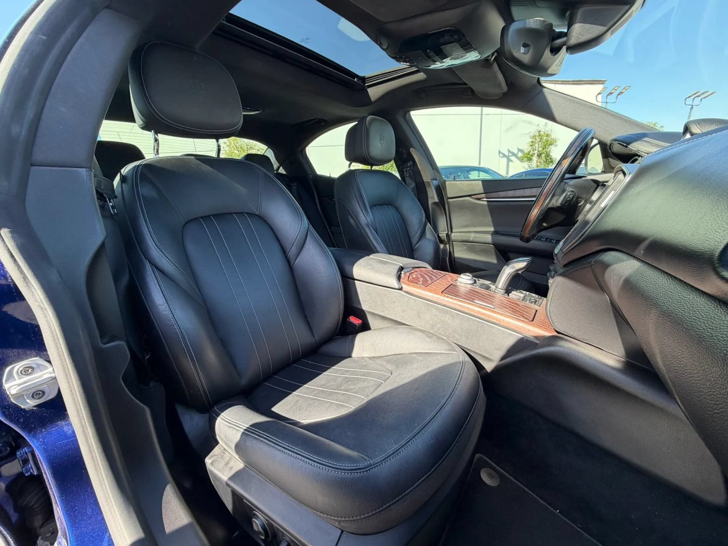 Used 2019 Maserati Ghibli S RWD image 35