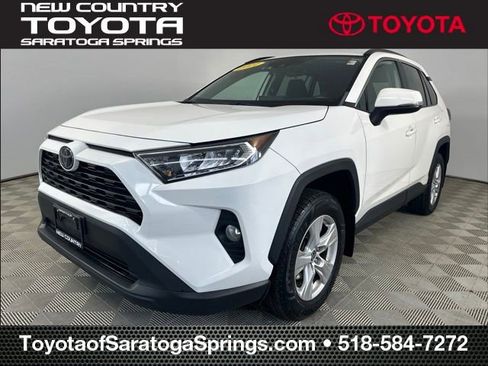 Used 2021 Toyota RAV4 XLE w/ Convenience Package AWD/4WD image 1