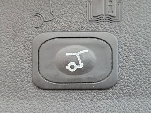 Used 2014 Ford Escape SE w/ Equipment Group 201A image 9