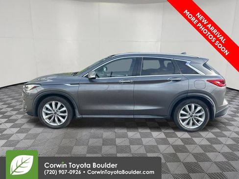Used 2019 INFINITI QX50 Essential w/ Premium Heat Package AWD/4WD image 4