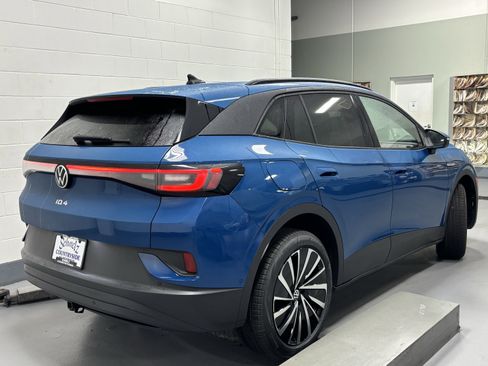 New 2025 Volkswagen ID.4 Pro image 8