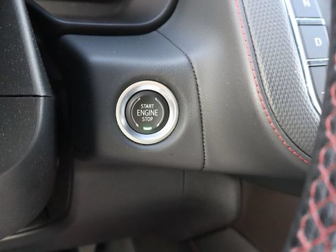 Used 2022 Chevrolet Tahoe RST AWD/4WD image 15