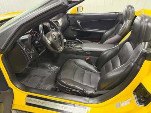 Used 2011 Chevrolet Corvette Convertible w/ Preferred Equipment Group RWD image 13