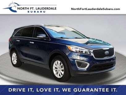 Used 2017 Kia Sorento LX w/ LX Convenience Package