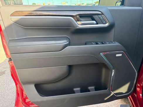 Certified 2024 GMC Sierra 1500 Elevation w/ Elevation Premium Package AWD/4WD image 21
