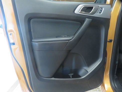 Used 2019 Ford Ranger XLT w/ Equipment Group 302A Luxury AWD/4WD image 17
