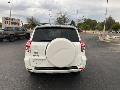 Used 2012 Toyota RAV4 FWD w/ Value Pkg image 4