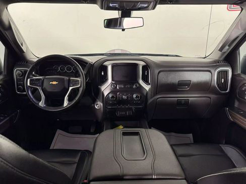 Used 2021 Chevrolet Silverado 1500 LT Trail Boss w/ Bed Protection Package image 11