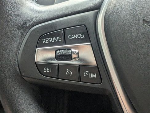 Used 2023 BMW 330i Sedan image 25