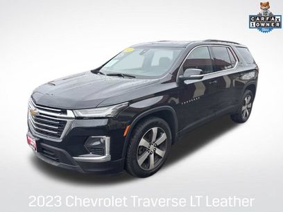 Used 2023 Chevrolet Traverse LT w/ LT Premium Package
