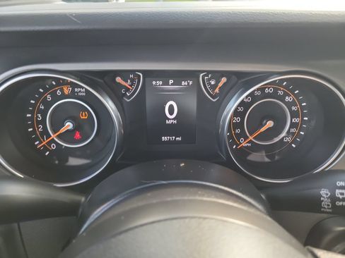 Used 2022 Jeep Wrangler Sport AWD/4WD image 30