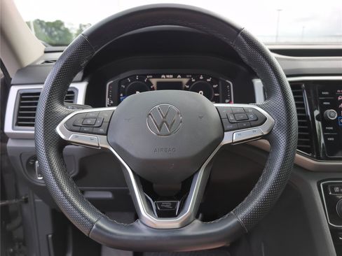 Used 2023 Volkswagen Atlas SEL R-Line AWD/4WD image 25