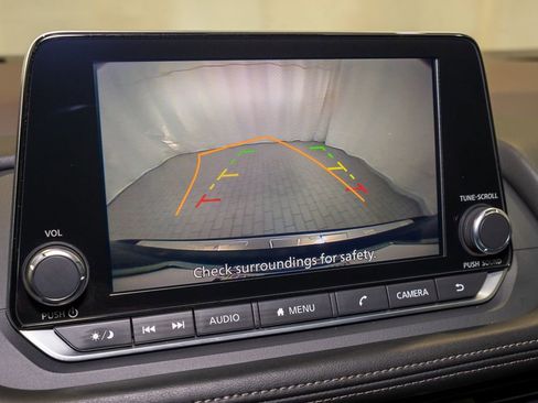 Certified 2023 Nissan Rogue SV image 13