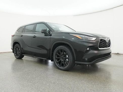 New 2026 Toyota Highlander XLE image 29