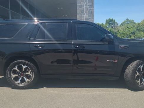 Certified 2025 GMC Yukon AT4 Ultimate AWD/4WD image 10