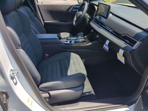 New 2026 Mitsubishi Outlander LE FWD image 36