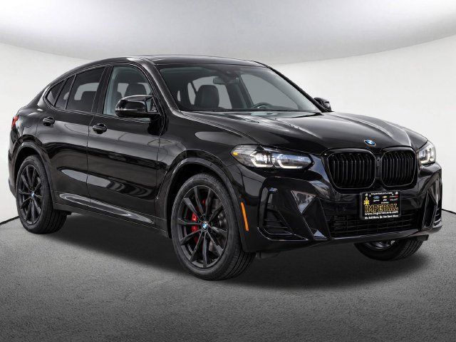 Used 2024 BMW X4 M40i w/ Premium Package AWD/4WD image 2