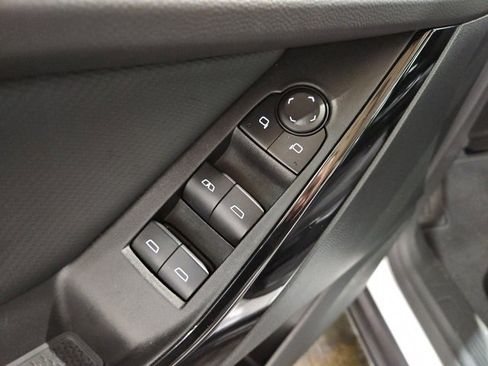 Certified 2025 Chevrolet Equinox LT image 16