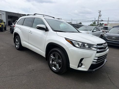 Used 2019 Toyota Highlander Limited Platinum AWD/4WD image 7