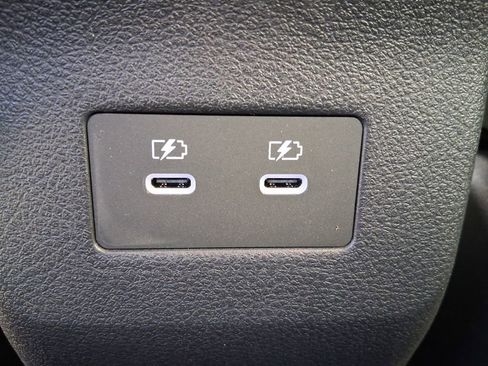 New 2026 Nissan Kicks SR FWD image 27