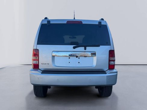 Used 2012 Jeep Liberty Sport image 4