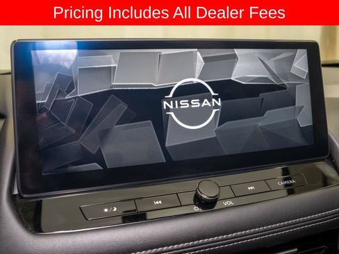 Certified 2024 Nissan Rogue Platinum w/ Platinum Premium Package FWD image 14
