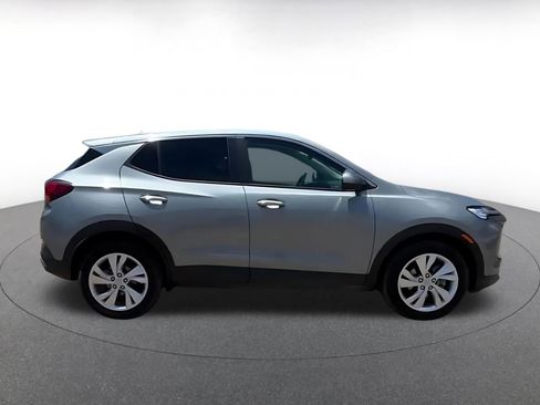 Used 2025 Buick Encore GX Preferred FWD image 16
