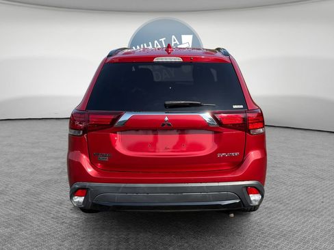 Used 2018 Mitsubishi Outlander LE AWD/4WD image 5