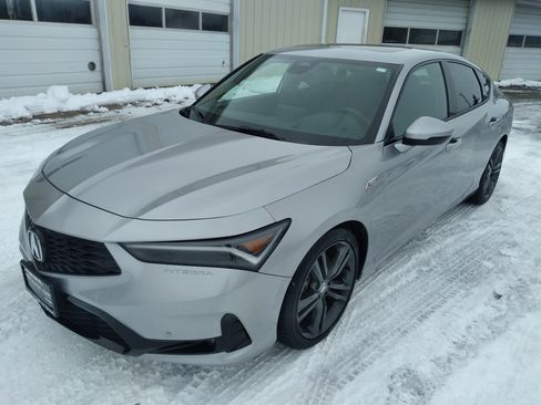 Used 2023 Acura Integra A-Spec image 11
