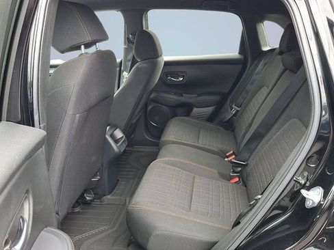 Used 2023 Honda HR-V Sport image 7