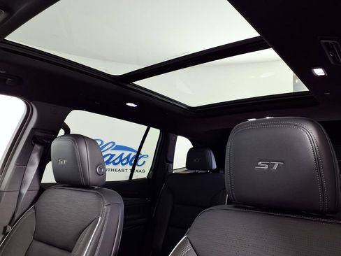 New 2026 Buick Enclave Sport Touring w/ Power Package FWD image 14