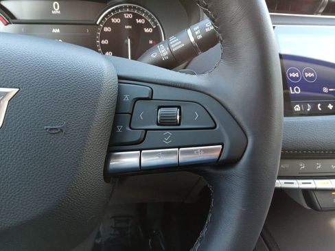 Used 2023 Cadillac XT4 Luxury image 19