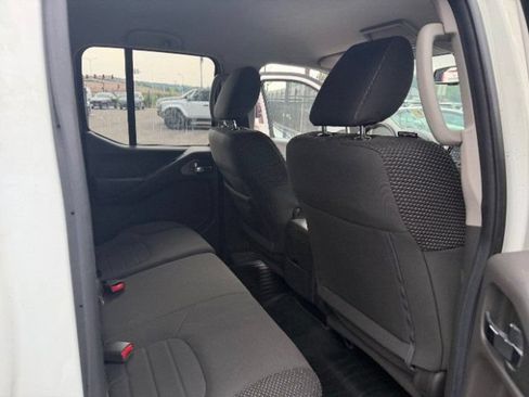 Used 2018 Nissan Frontier PRO-4X AWD/4WD image 22