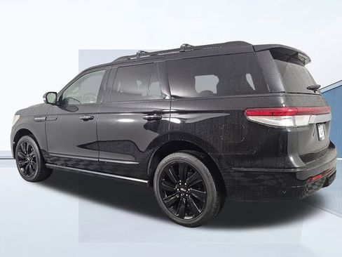 Used 2024 Lincoln Navigator Reserve w/ Equipment Group 201A image 5