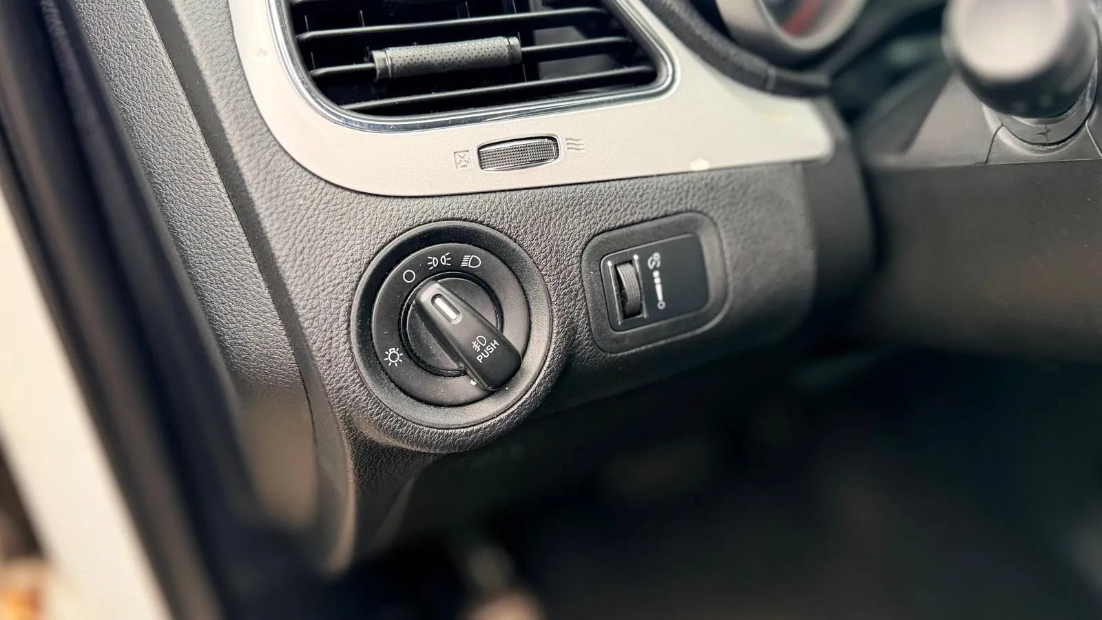 Used 2014 Dodge Journey SXT w/ Flexible Seating Group FWD image 22