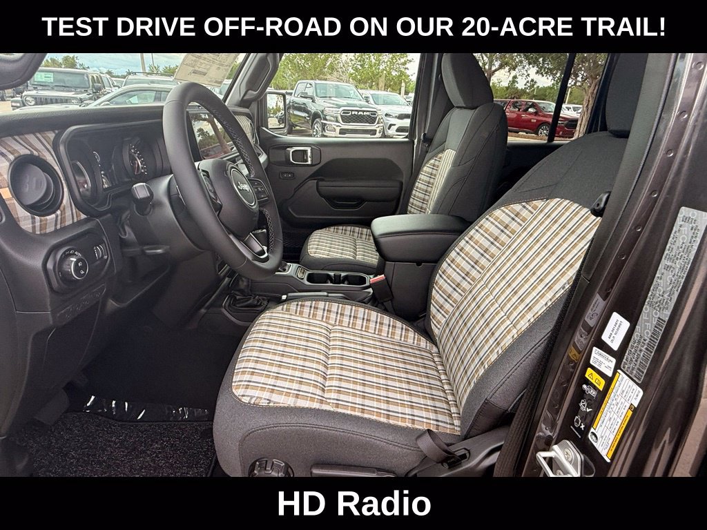 New 2026 Jeep Gladiator Mojave AWD/4WD image 9