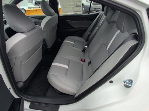 New 2026 Toyota Camry SE w/ Multimedia Upgrade Package image 15