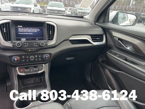 Used 2024 GMC Terrain SLT FWD image 17