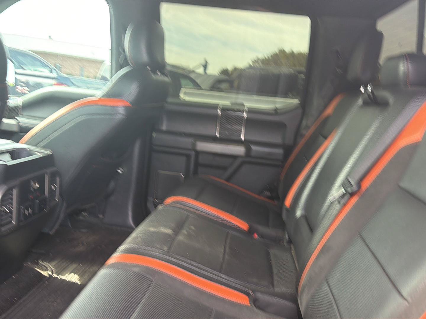 Used 2018 Ford F150 Raptor w/ Equipment Group 802A Luxury AWD/4WD image 17