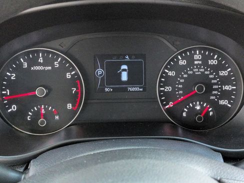 Used 2018 Kia Sportage LX FWD image 14