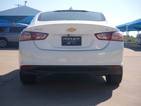 Used 2022 Chevrolet Malibu LT image 5