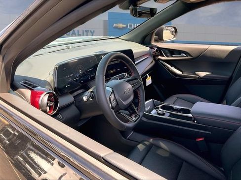 New 2027 Chevrolet Equinox RS w/ Safety and Technology Package FWD image 9