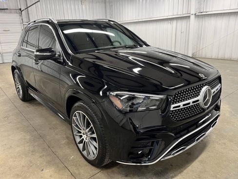 Certified 2024 Mercedes-Benz GLE 450 4MATIC image 2