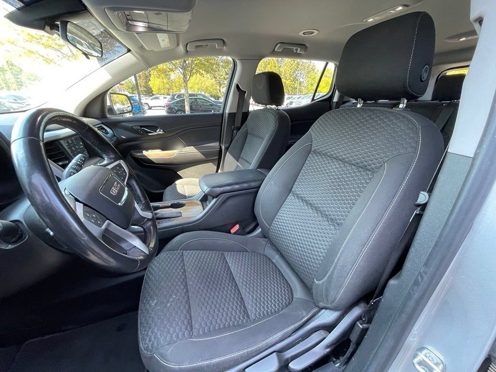 Used 2019 GMC Acadia SLE FWD image 23